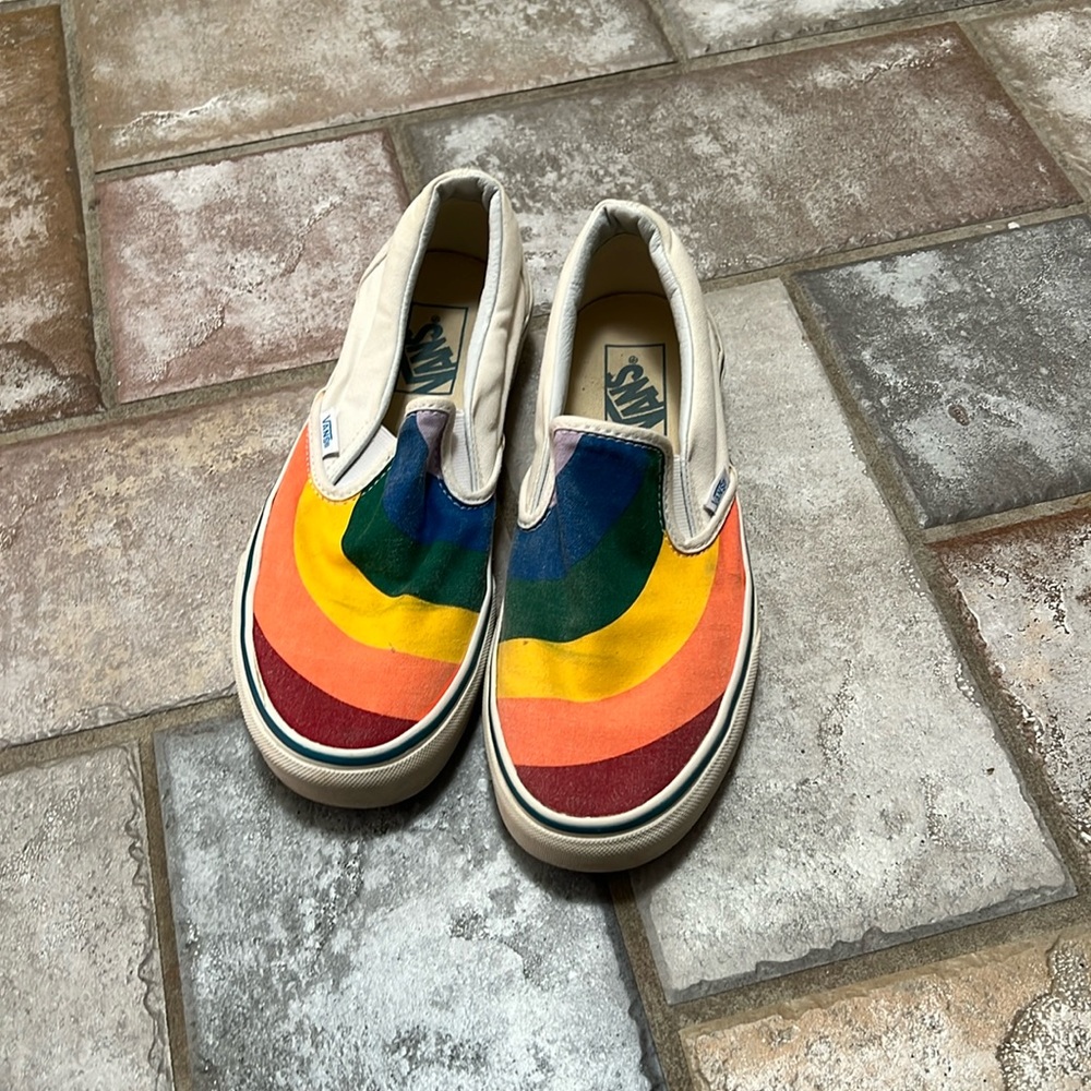 Rainbow 🌈 vans